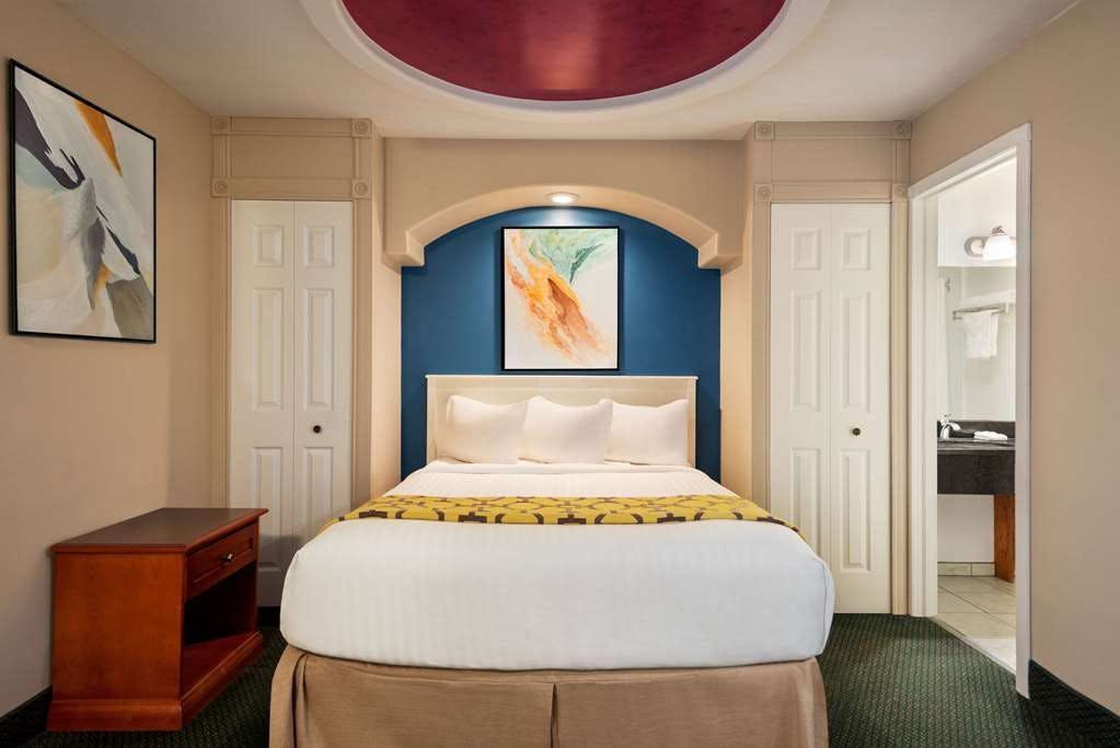 Hotel Baymont Hinton photo 1