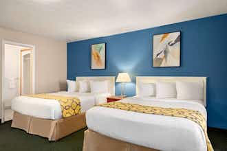 Hotel Baymont Hinton photo 2