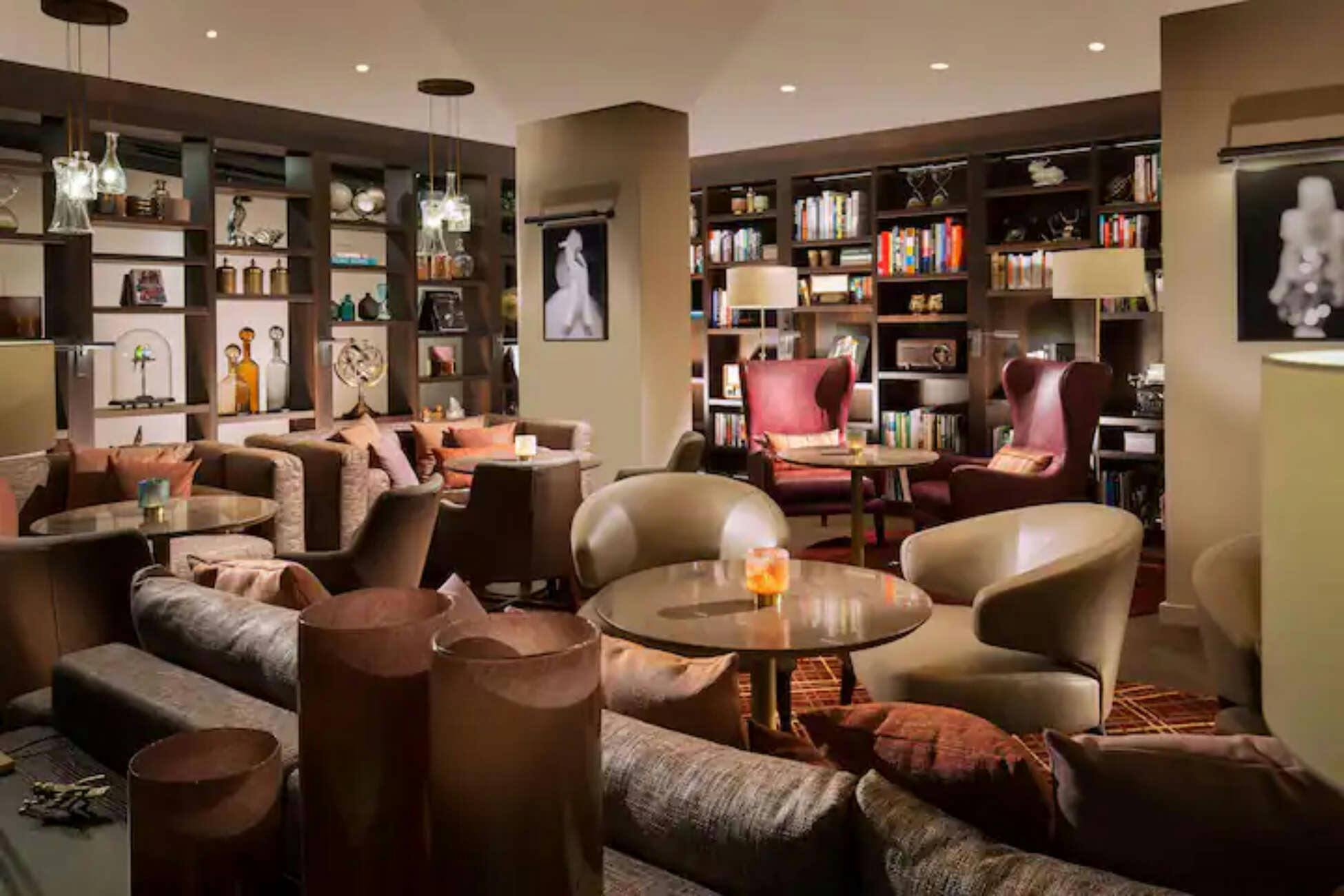 Hotel Acasa Suites Zurich Oerlikon photo 2