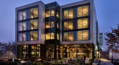 Lockwood Hotel
