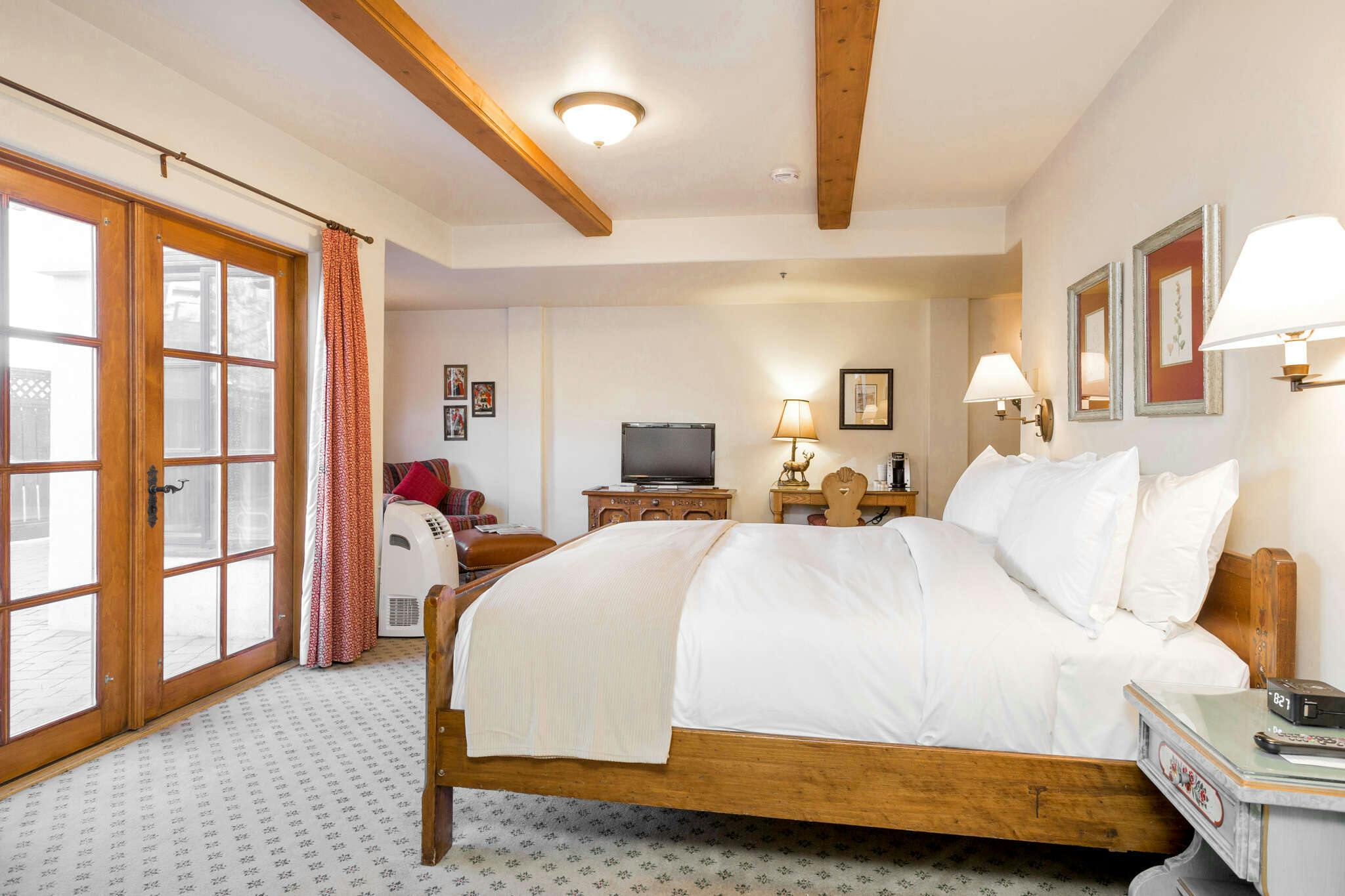 Hotel Goldener Hirsch Inn photo 2