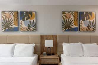 Hotel The Wave at Marblehead photo 1