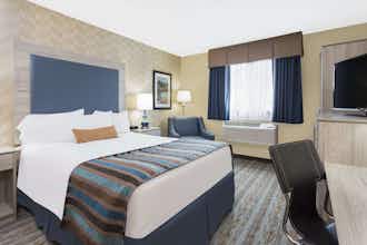 Hotel SilverStone Inn and Suites photo 2