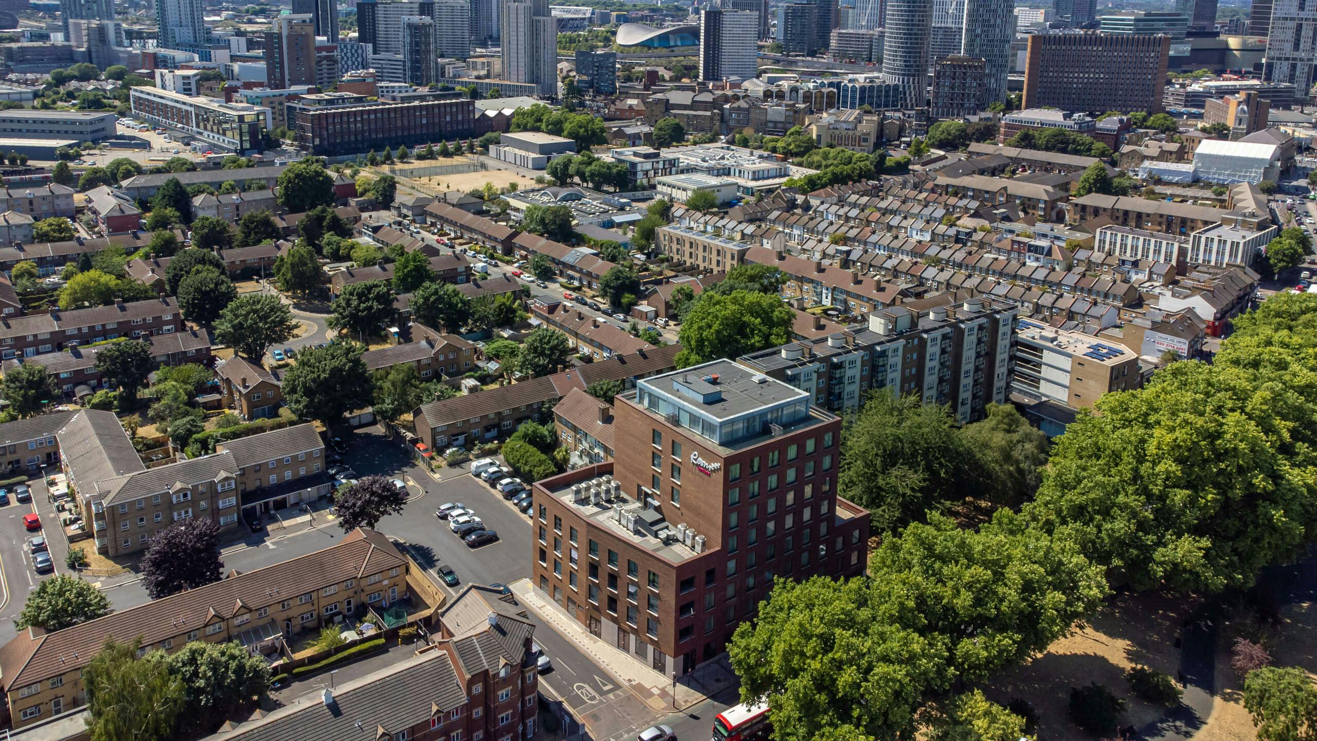 Hotel Roomzzz Aparthotel London Stratford photo 1