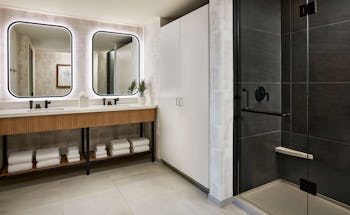 Lively Hotel on OAK Oklahoma City, Tapestry by Hilton