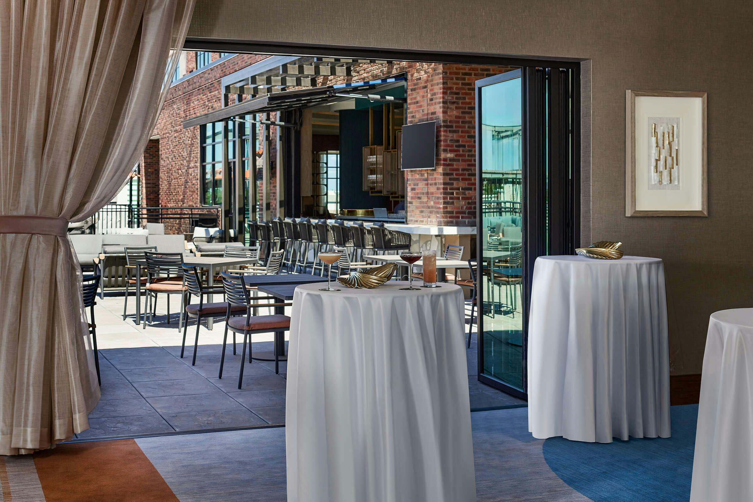 Hotel Lively Hotel on OAK Oklahoma City, Tapestry by Hilton photo 3