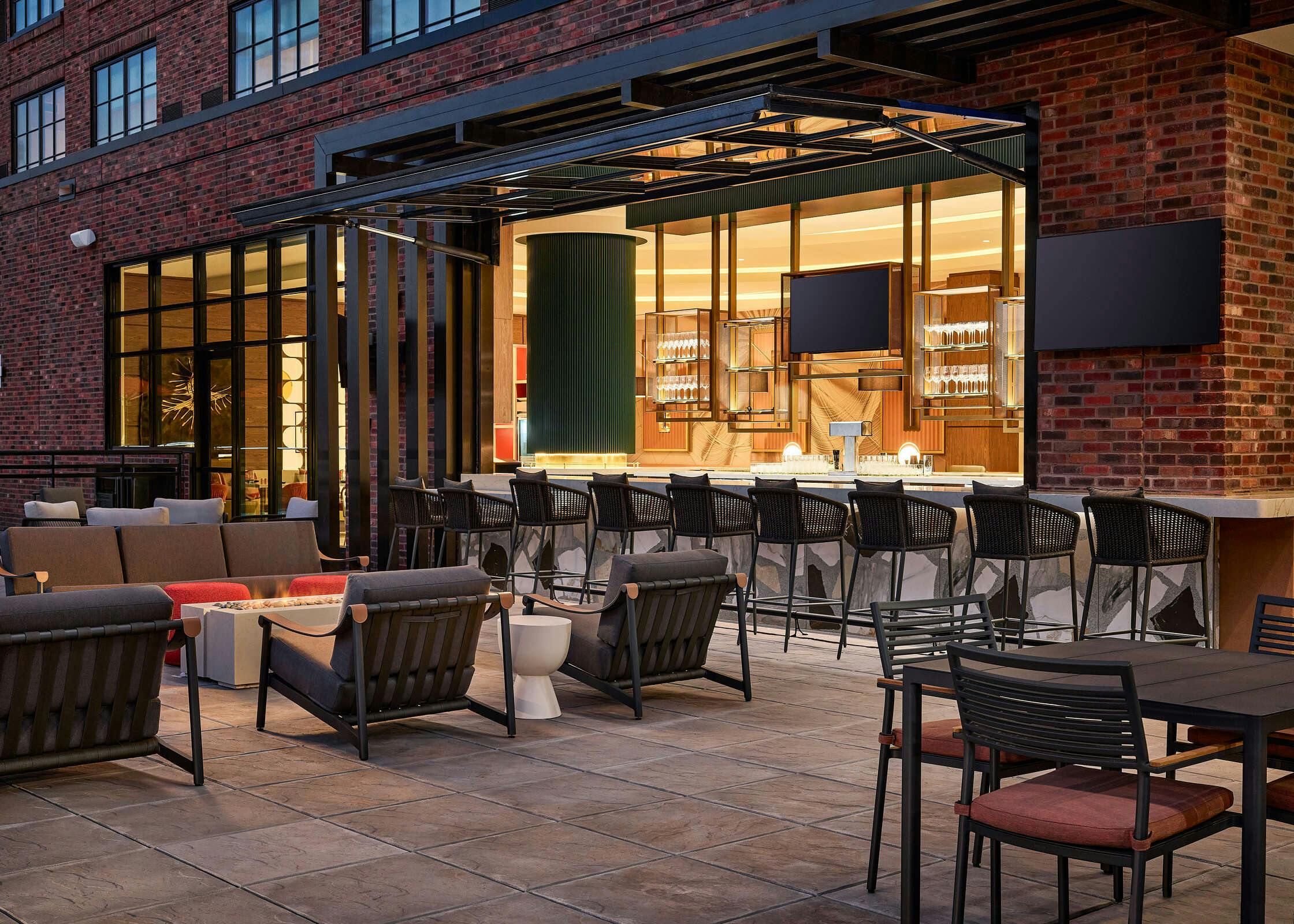 Hotel Lively Hotel on OAK Oklahoma City, Tapestry by Hilton photo 5