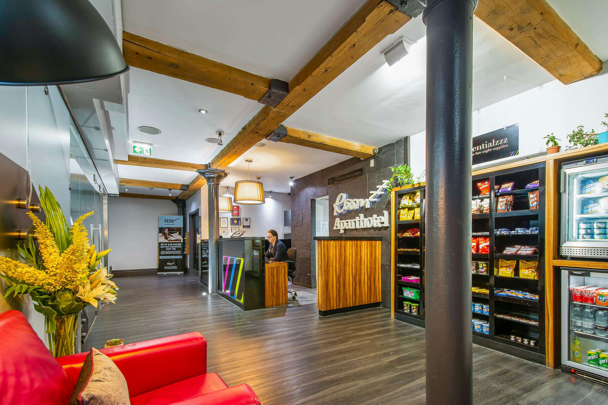 Hotel Roomzzz Aparthotel Manchester City photo 2