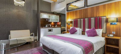 Roomzzz Aparthotel Manchester City