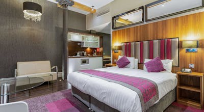 Roomzzz Aparthotel Manchester City