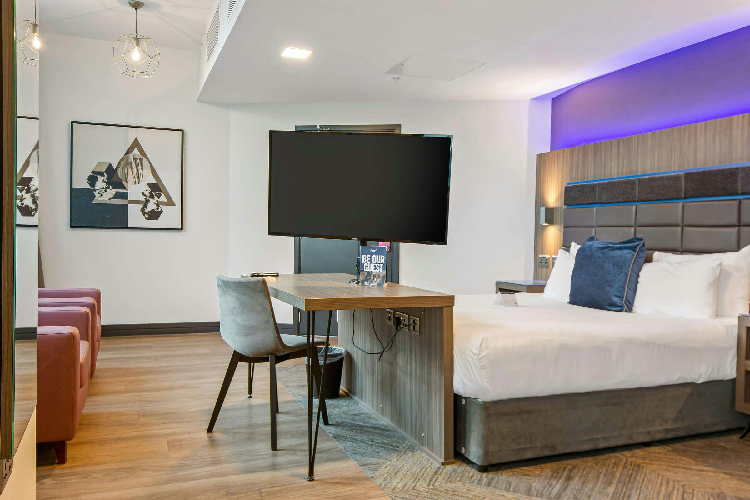 Hotel Roomzzz Aparthotel Manchester Victoria photo 5