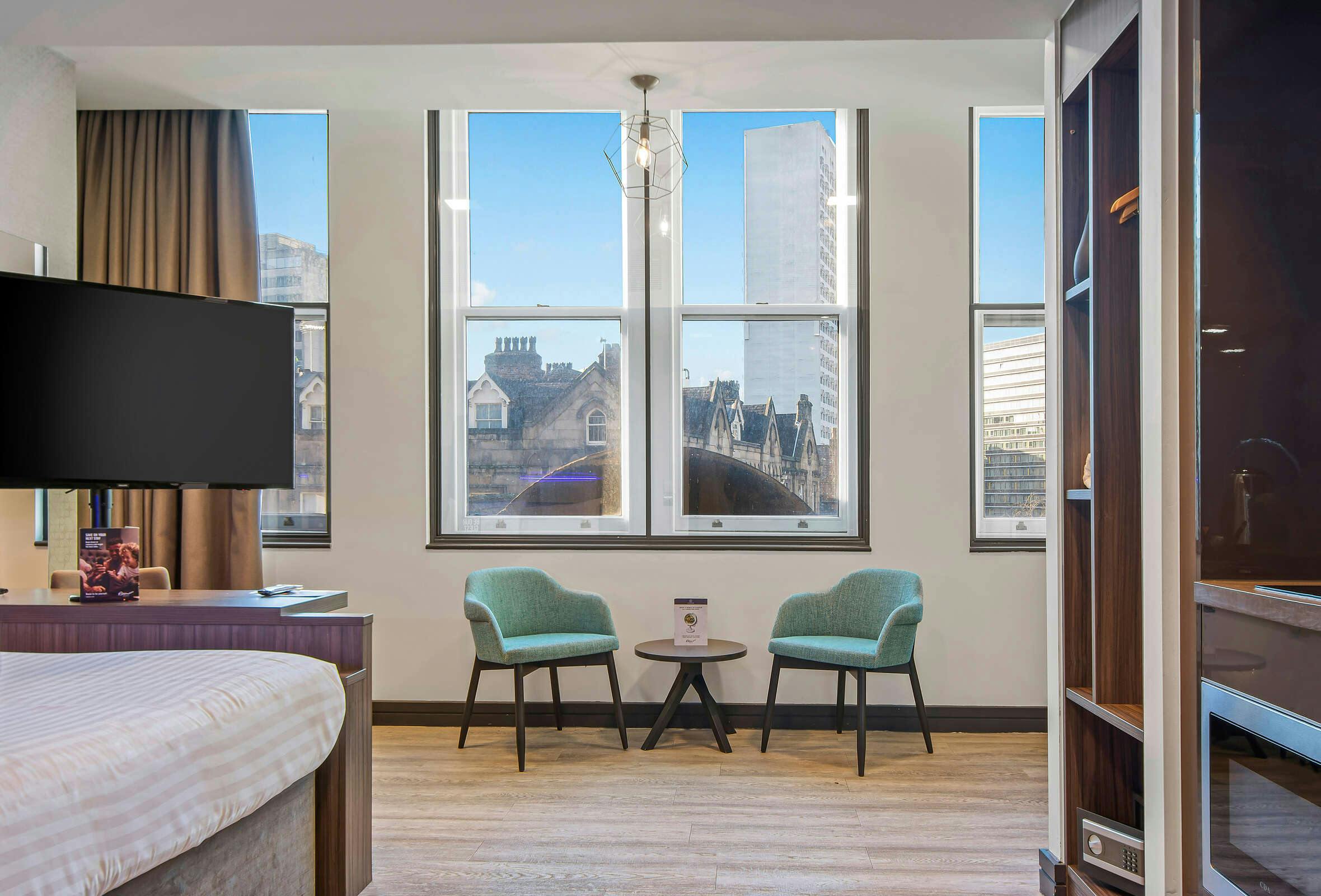 Hotel Roomzzz Aparthotel Manchester Victoria photo 2