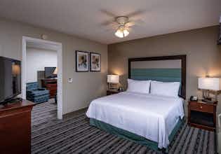 Hotel Homewood Suites by Hilton Portland photo 1