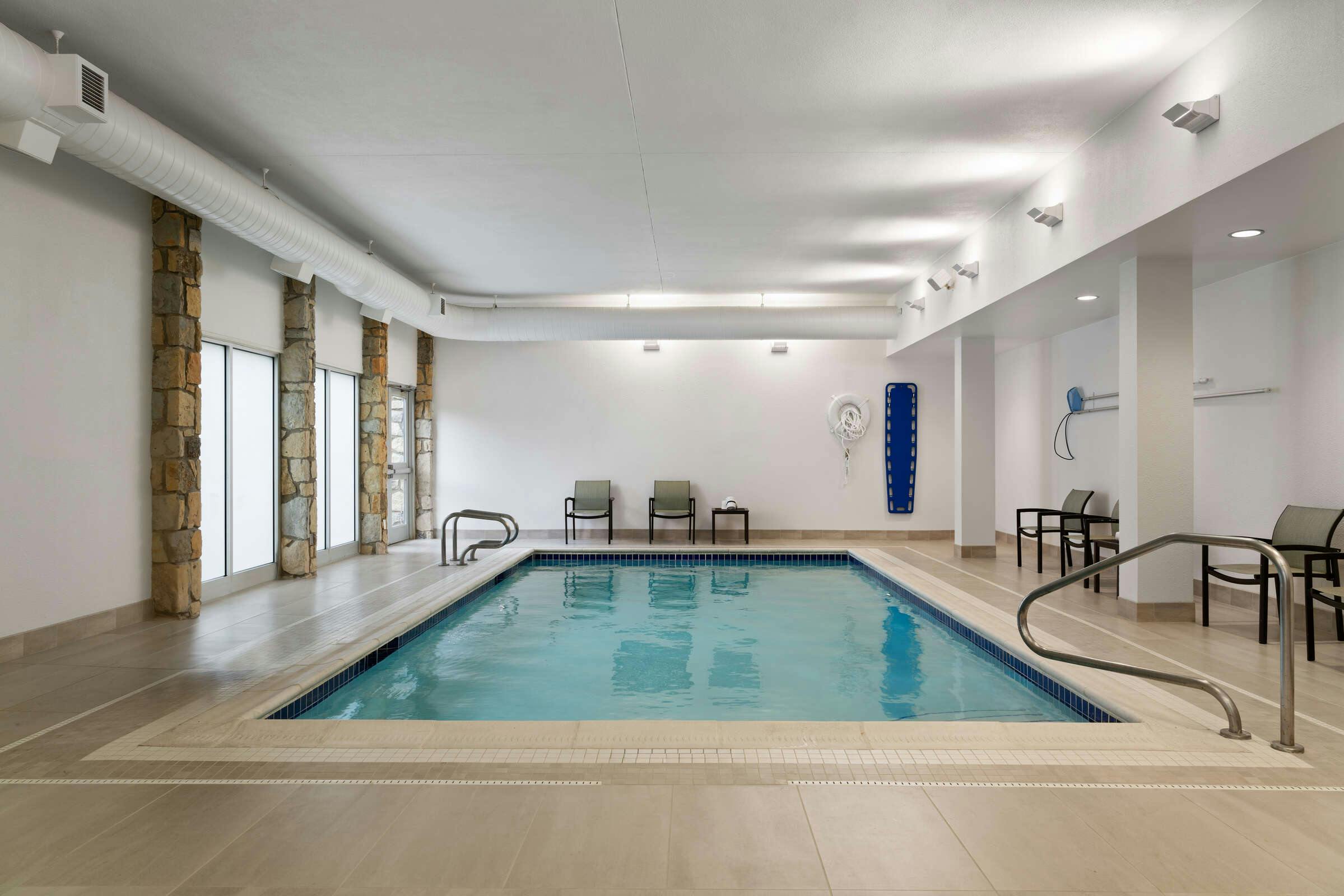 Hotel Doubletree by Hilton Hotel Pittsburgh Airport photo 5