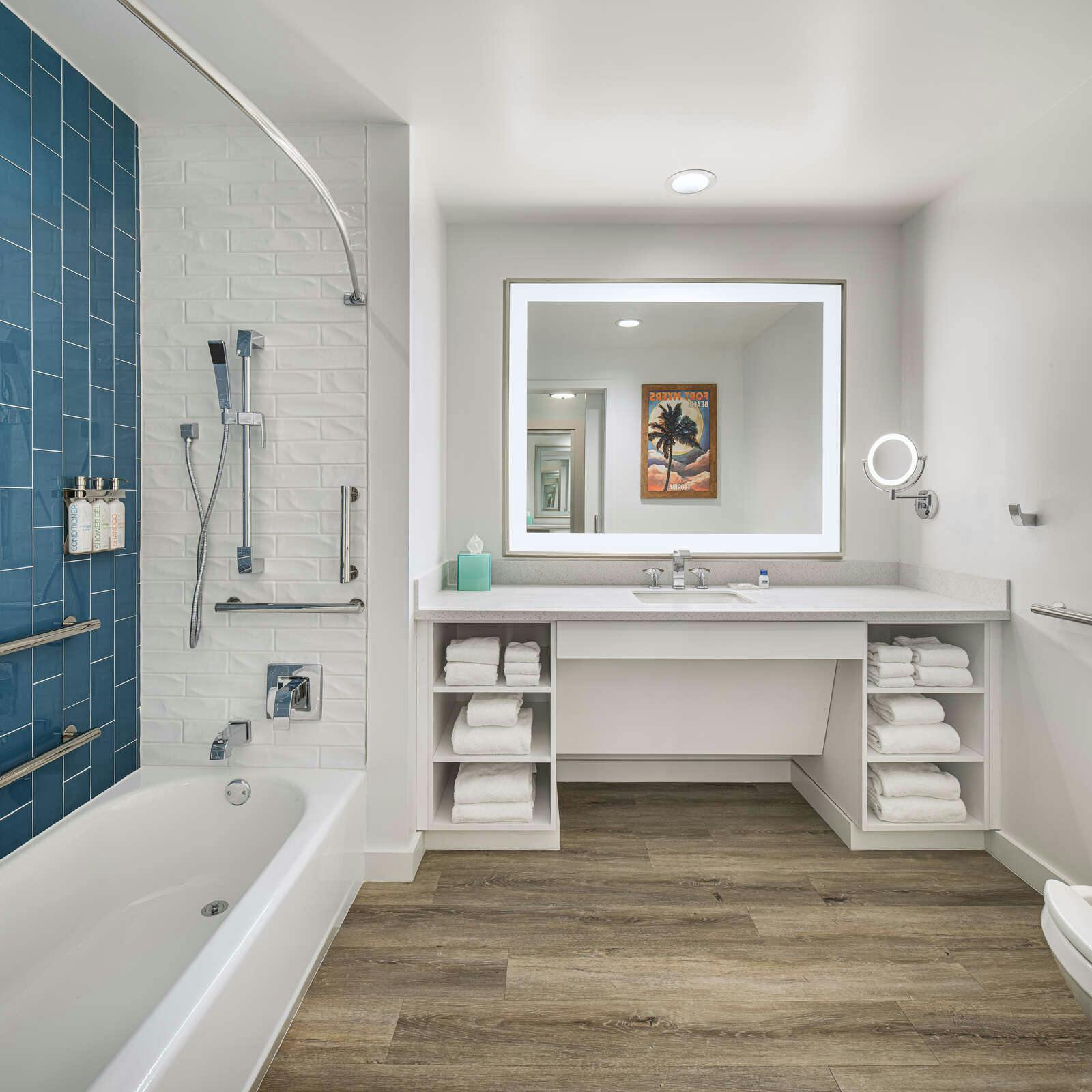 Hotel Margaritaville Beach Resort Fort Myers Beach photo 4