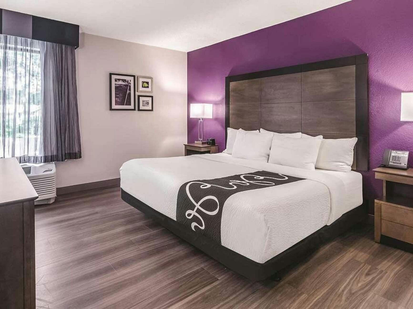 Hotel La Quinta Inn & Suites by Wyndham Myrtle Beach - N Kings Hwy photo 2