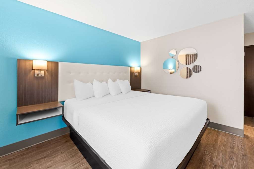 Hotel Howard Johnson by Wyndham Thunder Bay photo 1