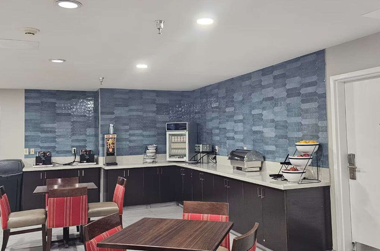 Hotel Wingate by Wyndham Los Alamos photo 5