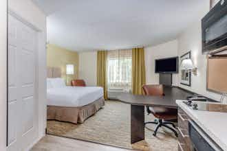 Hotel Candlewood Suites Secaucus Meadowlands photo 2