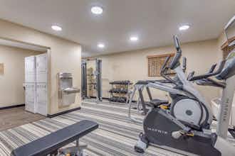 Hotel Candlewood Suites Secaucus Meadowlands photo 5