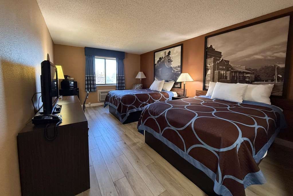 Hotel Super 8 by Wyndham Hutchinson photo 4