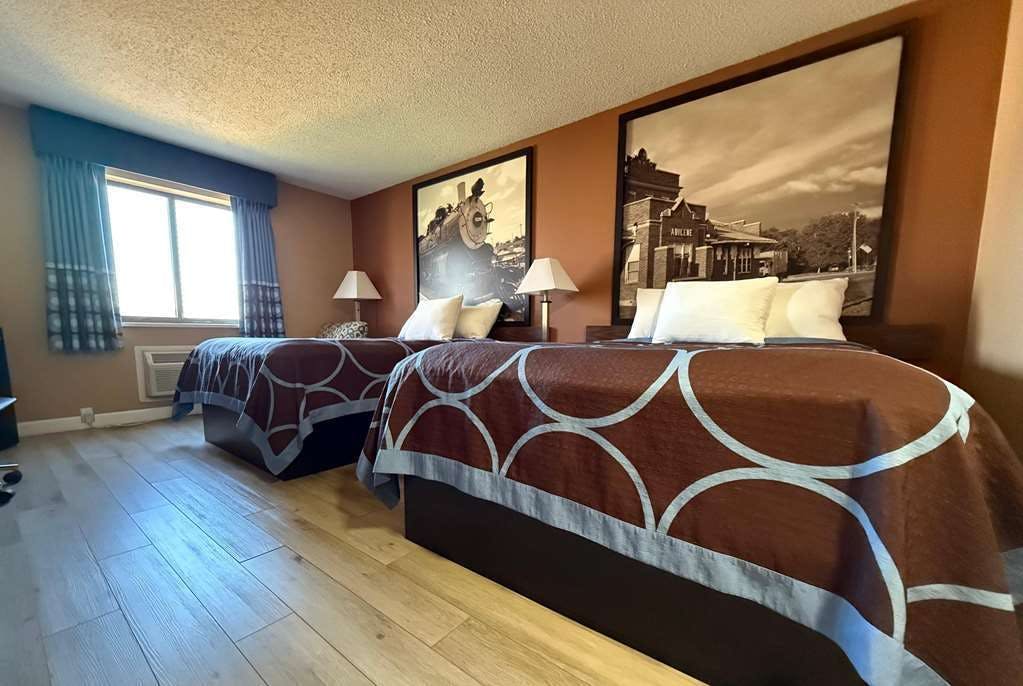 Hotel Super 8 by Wyndham Hutchinson photo 5