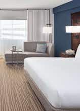 Hotel DoubleTree by Hilton Hotel Newark Airport photo 3
