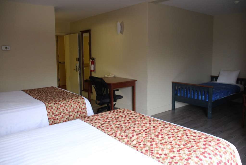 Hotel Super 8 by Wyndham Campbellton NB photo 5