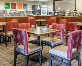 Hotel BLUFFTON INN & SUITES photo 4