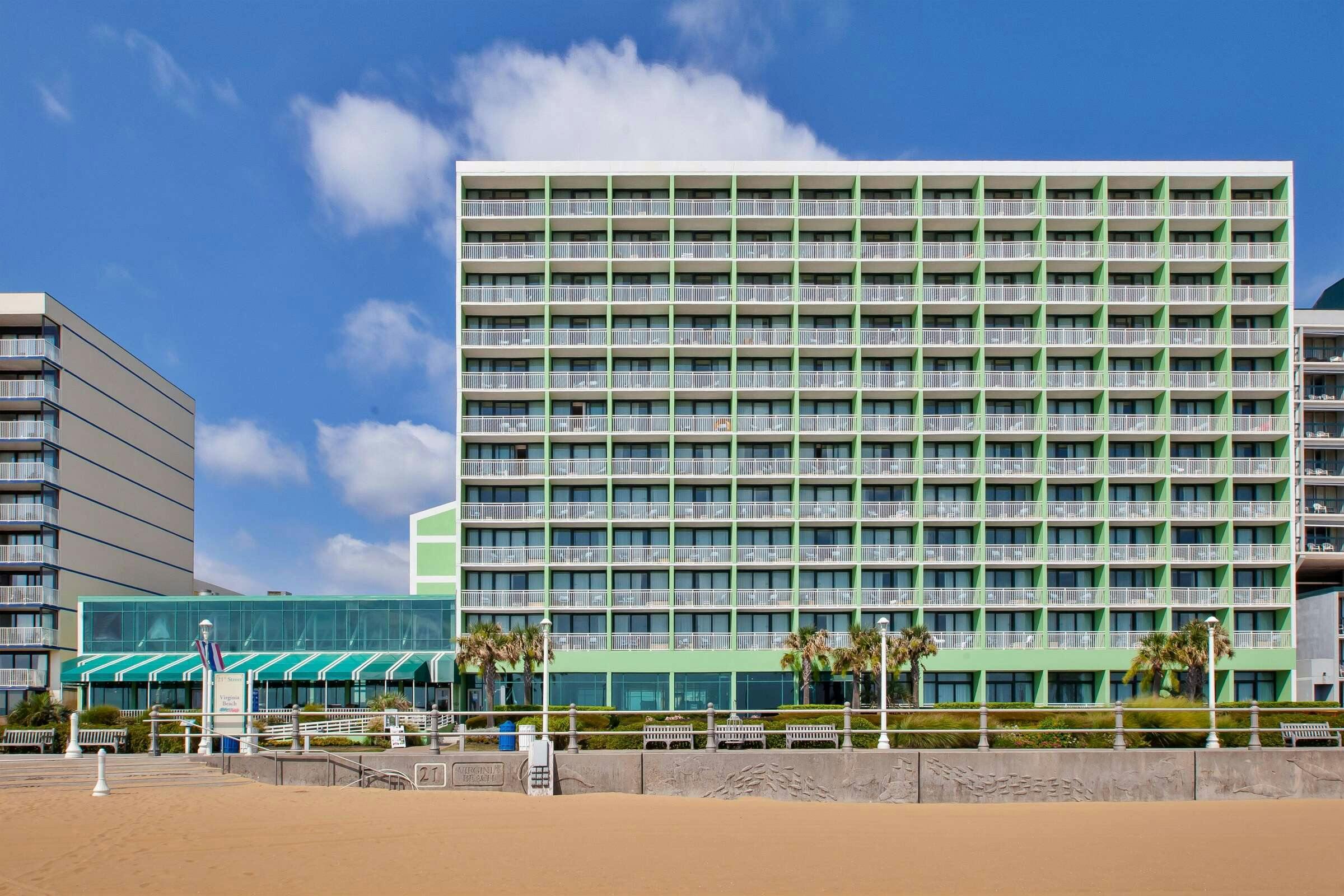Holiday Inn VA Beach-Oceanside (21st St) by IHG