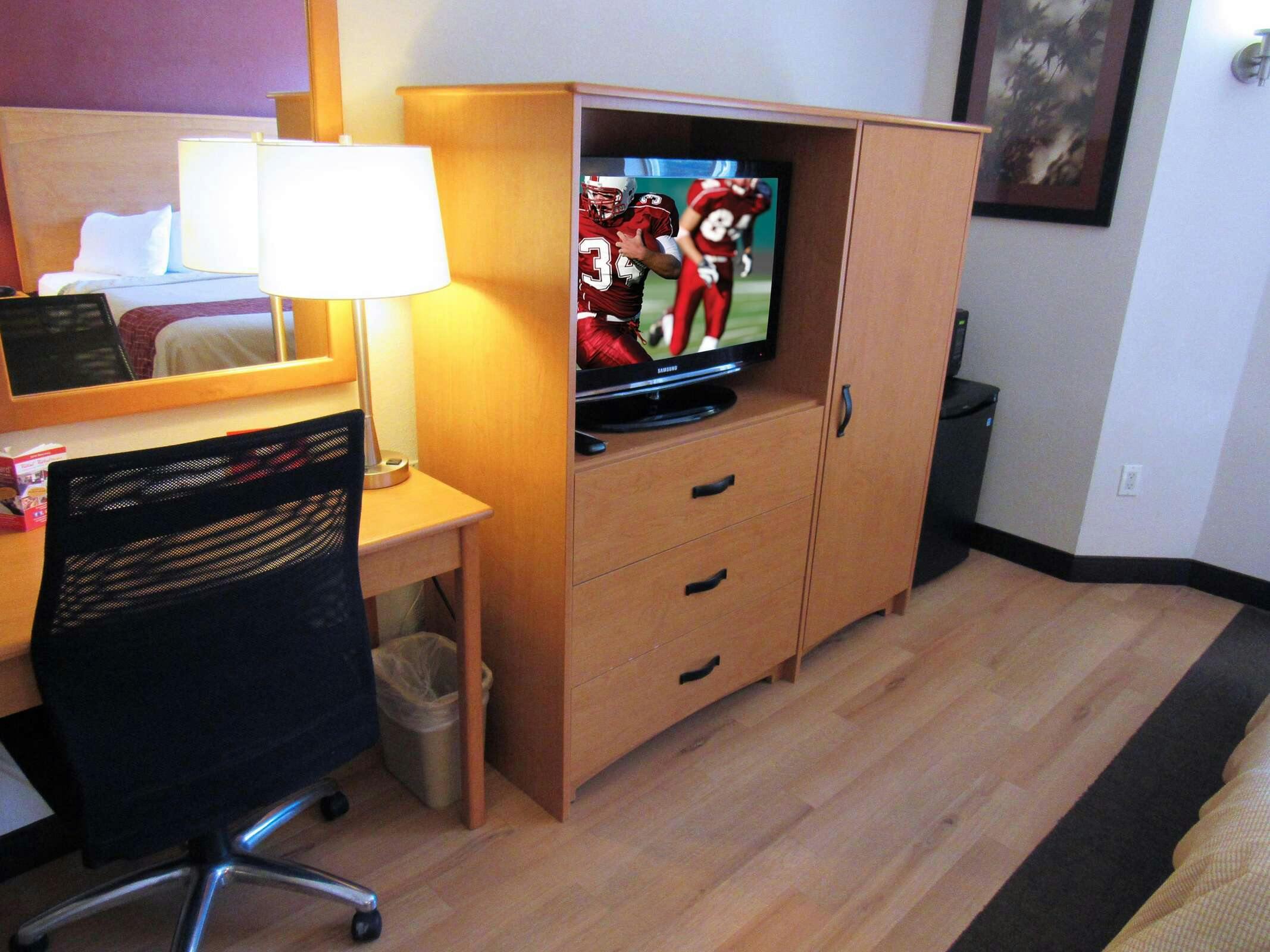 Hotel Red Roof Inn Fargo - I-94/ Medical Center photo 3