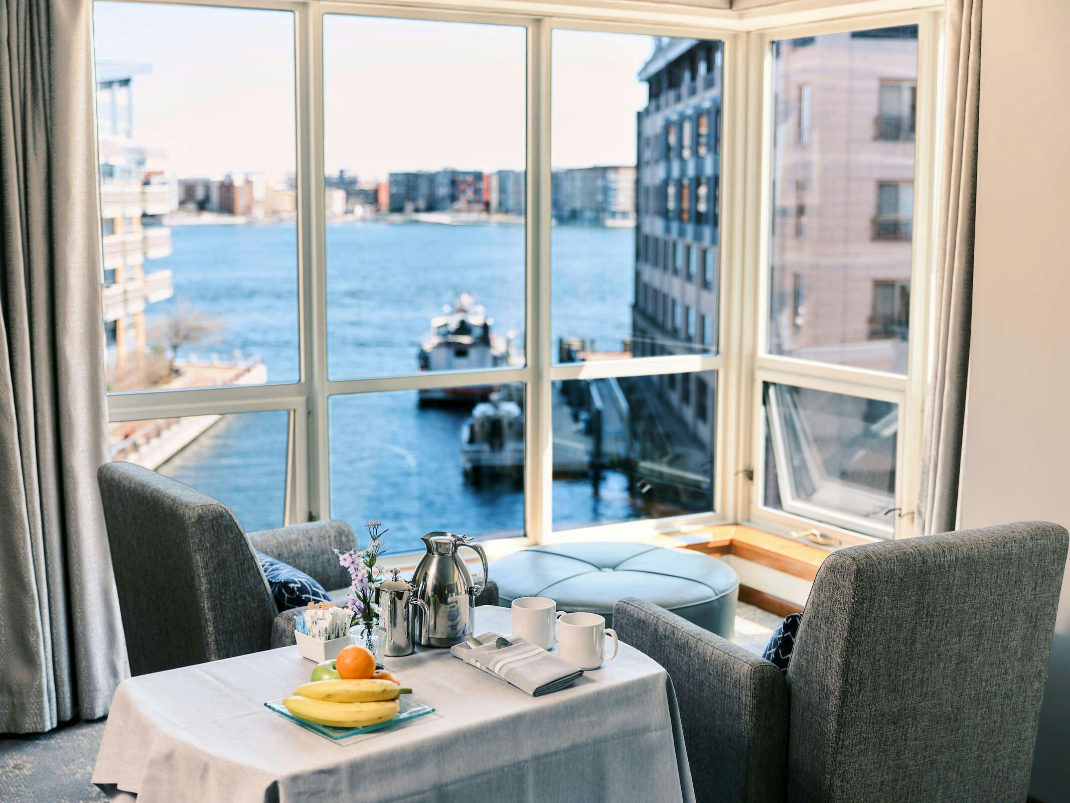 Hotel Battery Wharf Hotel, Boston Waterfront photo 1