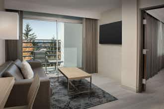Hotel AC Marriott Portland Lake Oswego photo 3