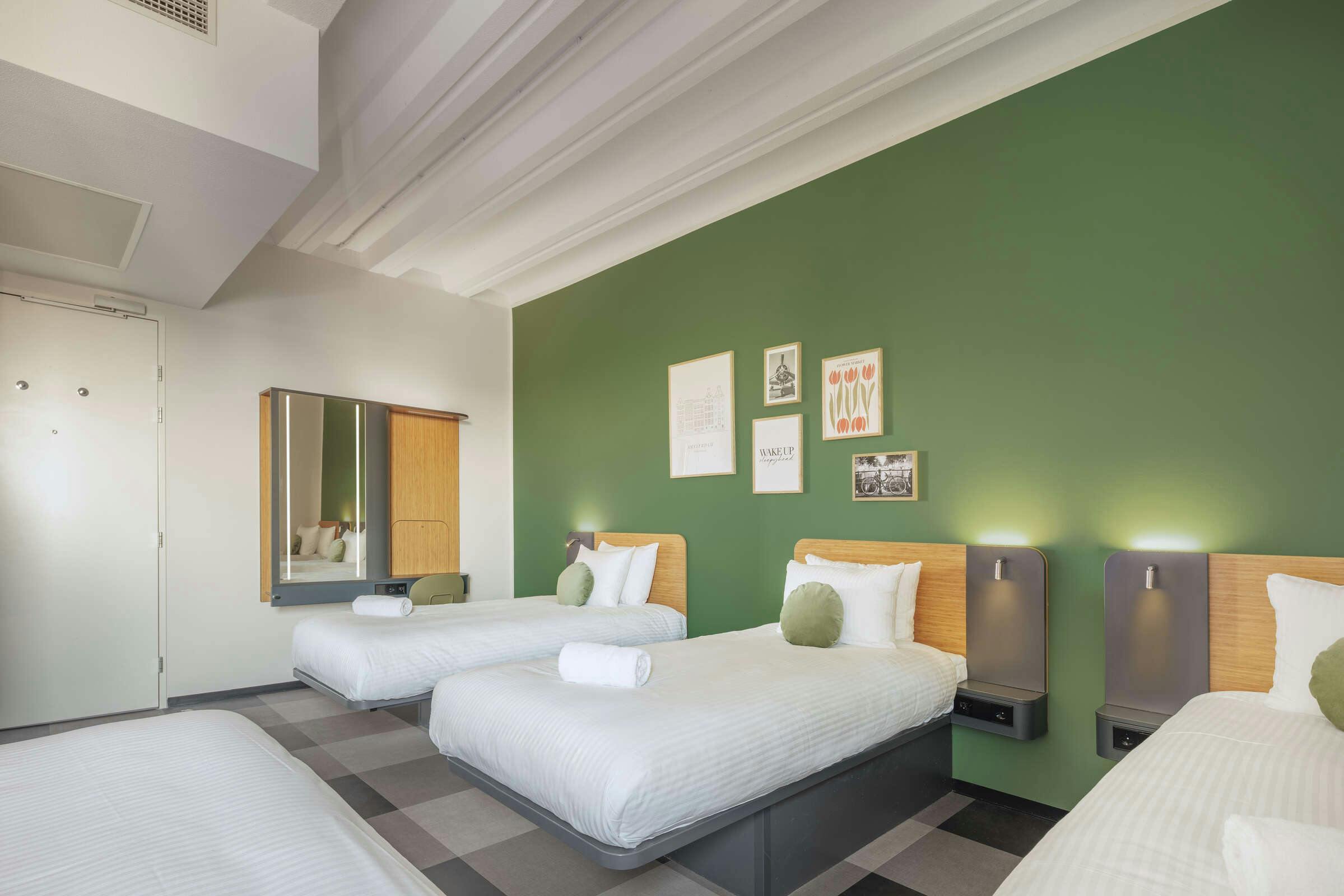 Hotel Maxhotel Amsterdam Schiphol Airport photo 4