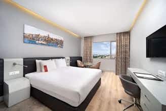 Hotel Ramada Plaza Istanbul Atakoy photo 4