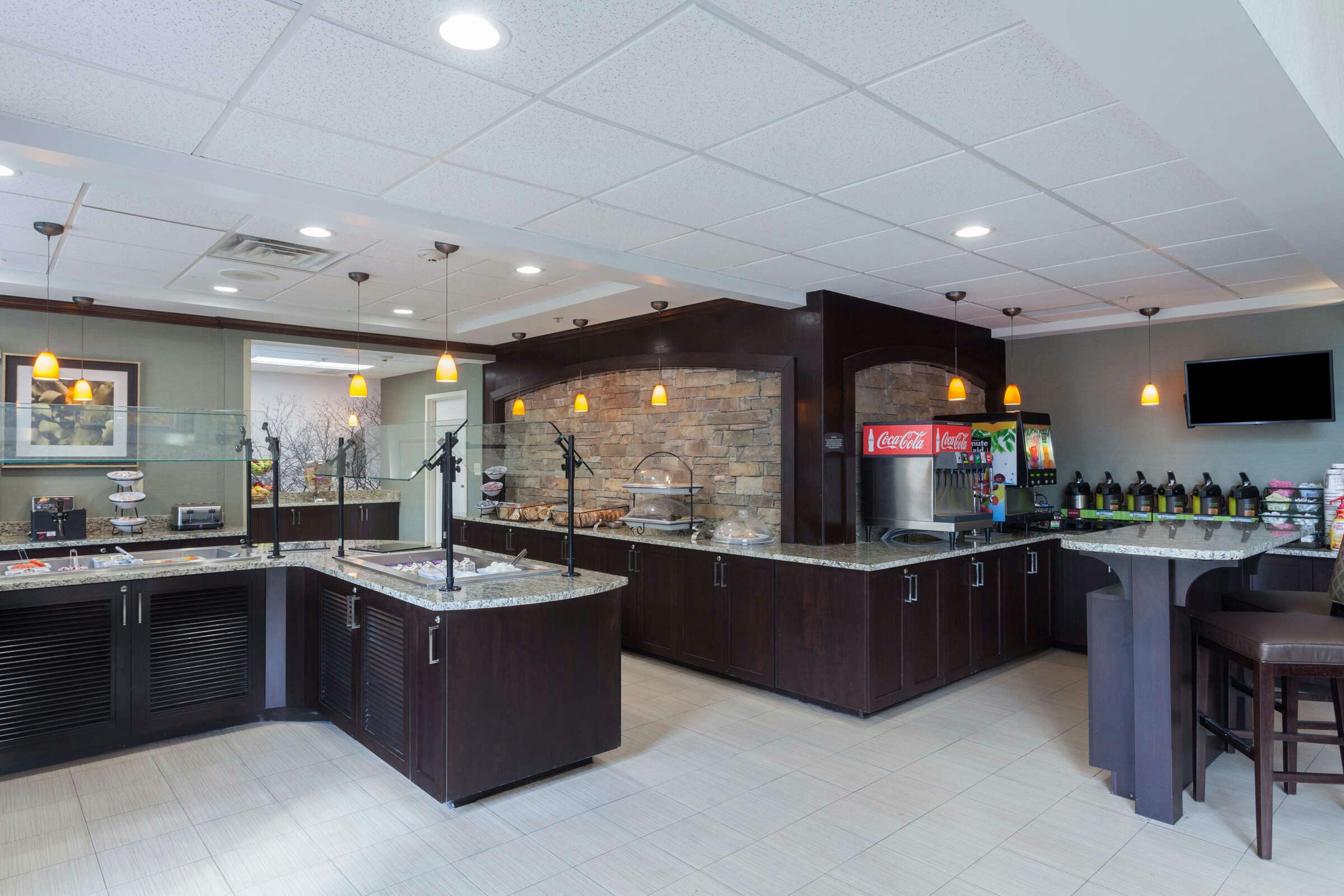 Hotel Staybridge Suites Greenville I-85 Woodruff Road, an IHG Hotel photo 4