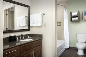 Hotel Staybridge Suites Greenville I-85 Woodruff Road, an IHG Hotel photo 2