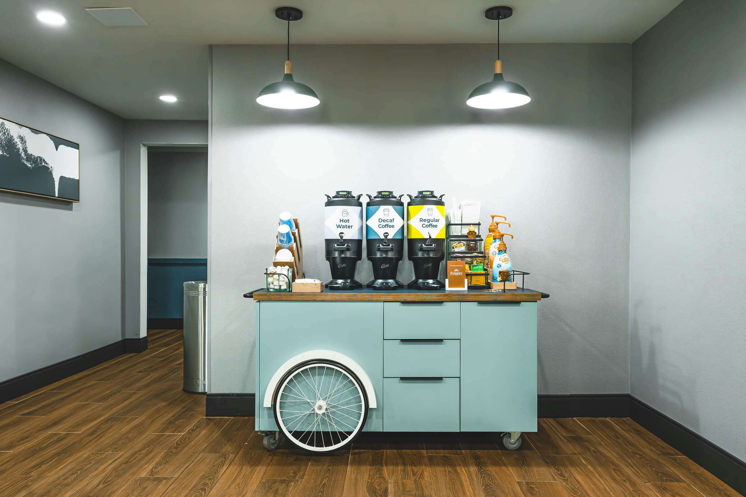 Hotel Spark by Hilton Dallas Medical District Love Field photo 5