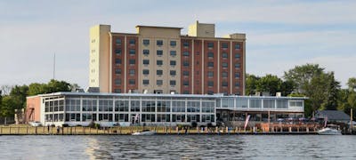 Crowne Plaza Niagara Falls Ny Riverside