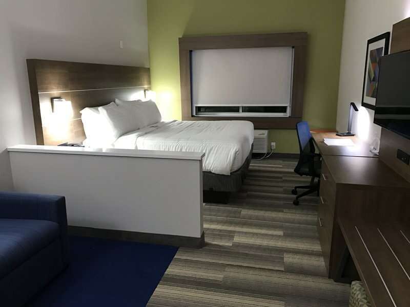 Hotel Holiday Inn Express Naples South I 75 photo 1
