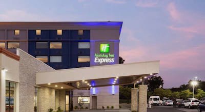Holiday Inn Express Atlanta Airport North