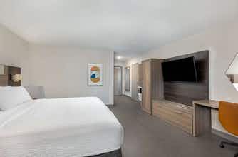 Hotel Holiday Inn Express Atlanta Airport North photo 3