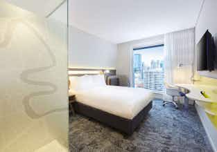 Hotel Holiday Inn Express Brisbane Central photo 1