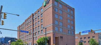 Holiday Inn Express & Suites Buffalo Downtown Medical Ctr