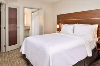 Hotel Holiday Inn Express & Suites Buffalo Downtown Medical Ctr photo 3