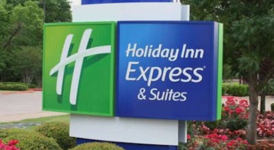 Holiday Inn Express & Suites Ormond Beach North Daytona