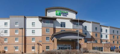 Holiday Inn Express & Suites Englewood Denver South