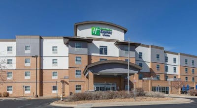 Holiday Inn Express & Suites Englewood Denver South