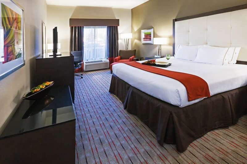 Hotel Holiday Inn Express Frisco Legacy Park Area photo 1