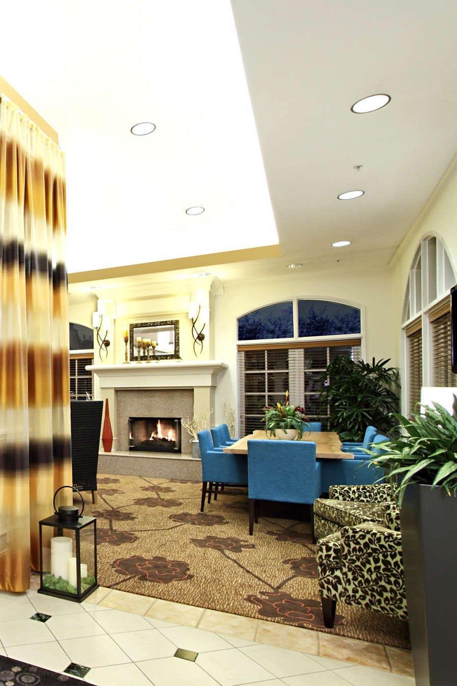 Hotel Hilton Garden Inn Calabasas photo 2